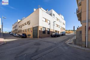 Oportunidad en Las Gabias ; Vivienda lista para entrar a vivir. photo 0