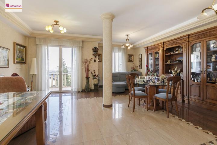 ¡VISTAS EXCEPCIONALES Y LUJO EN RESIDENCIAL PRIVADO! photo 0