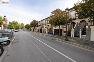 Casa adosada en Atarfe photo 0