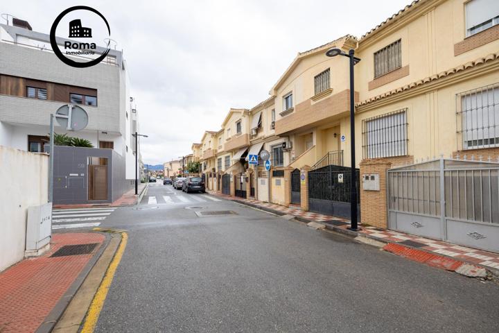 Casa en Armilla photo 0
