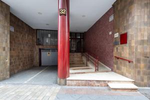 FANTASTICA PLAZA DE GARAJE EN EL CENTRO DE GRANADA photo 0