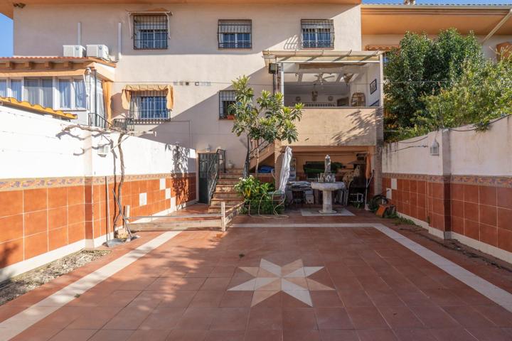 Chalet adosado en Ogijares photo 0