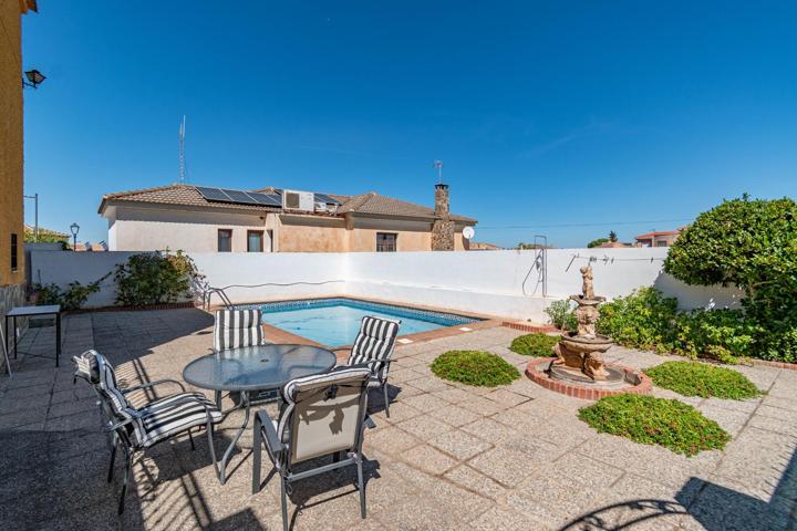 CHALET INDEPENDIENTE EN OTURA photo 0