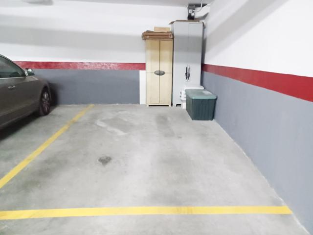 ¡Oportunidad única de cochera en el corazón de Armilla! photo 0