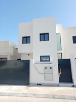VILLA 3 DORMITORIOS EN ZONA CASTELAR photo 0