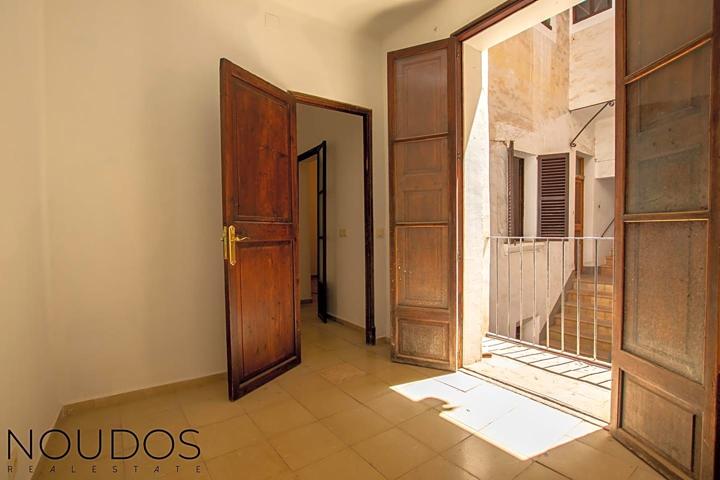 ¡Fantástico piso en el centro histórico de Palma! photo 0