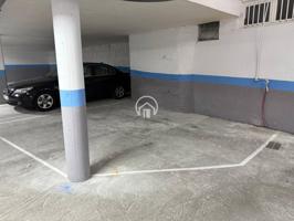 ALQUILER DE AMPLIA PLAZA DE GARAJE JUNTO A PASEO CANALEJAS photo 0