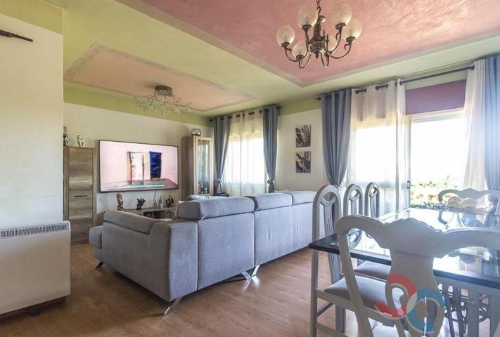 Piso En venta en San Salvador De Poio, Poio photo 0
