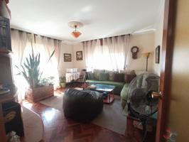 Piso En venta en Concepción Arenal, Marín photo 0