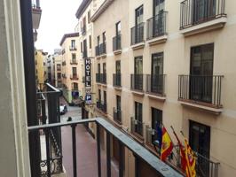 Alquiler de vivienda amueblada esquina Calle Alfonso junto a La Plaza del Pilar photo 0
