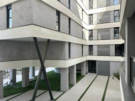 Piso en venta en CL Mikonos (zona Palmas Altas) photo 0