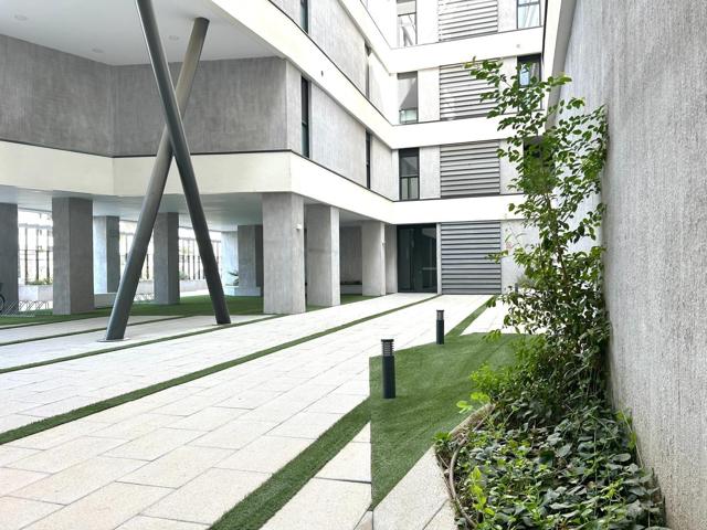 Piso en venta en CL Mikonos (zona Palmas Altas) photo 0