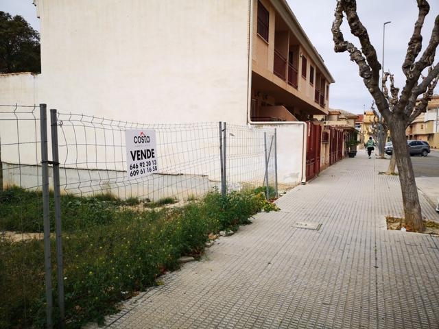 Se vende parcela edificable en el centro de la pedanía de Casillas. photo 0