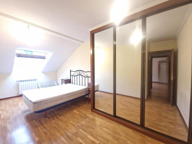 ASTURIAS. PISO CON TERRAZA.DOS DORMITORIOS Y DOS BAÑOS.POLA DE SIERO. photo 0