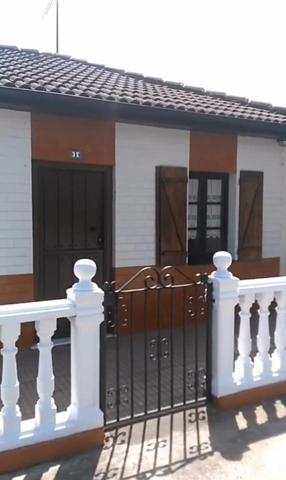 CASA CON FINCA ,JARDíN Y TERRAZA. photo 0