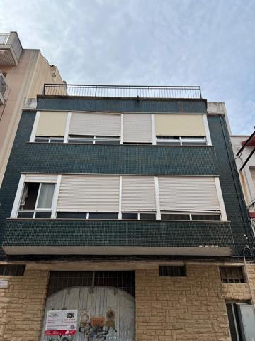 ¡Dos exclusivos pisos a reformar en el corazón de El Vendrell ! photo 0