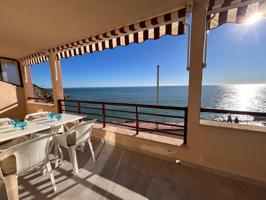 'Apartamento frente al mar con vistas espectaculares y comodidades exclusivas' photo 0