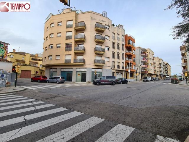 Venta de Local con Cambio de Uso a Vivienda photo 0