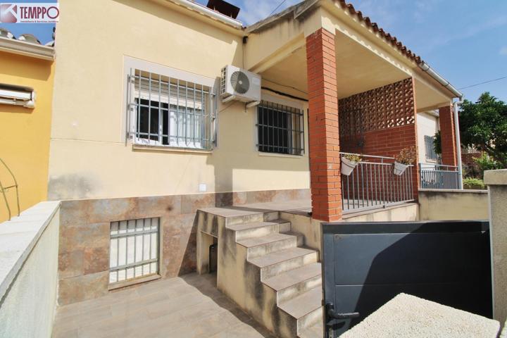 Casa Adosada Toda en Planta Baja photo 0