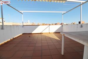 Con Gran TERRAZA! photo 0