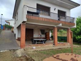Casa - Chalet en venta en Llinars del Vallès de 195 m2 photo 0