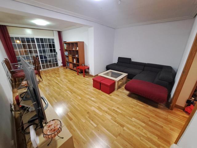 Piso en venta en Zaragoza de 98 m2 photo 0