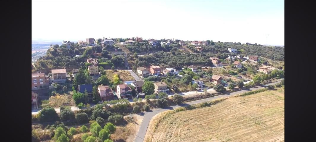 Casa En venta en Urbanización El Ariño, Barbastro photo 0