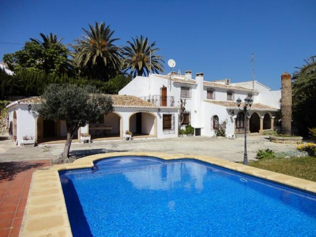 Villa En venta en Jávea-Xàbia photo 0