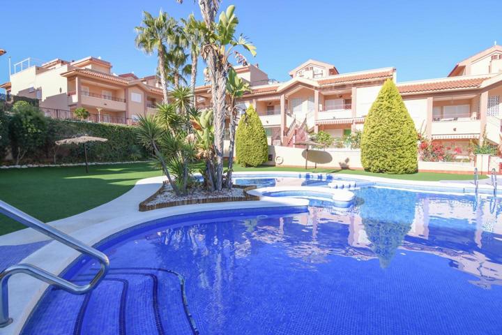 Apartamento en venta en Gran Alacant de 80 m2 photo 0