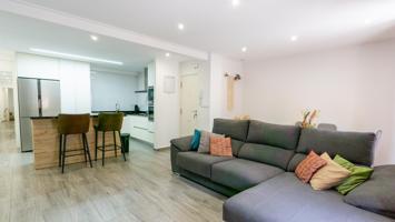 Piso en venta en Elche de 100 m2 photo 0