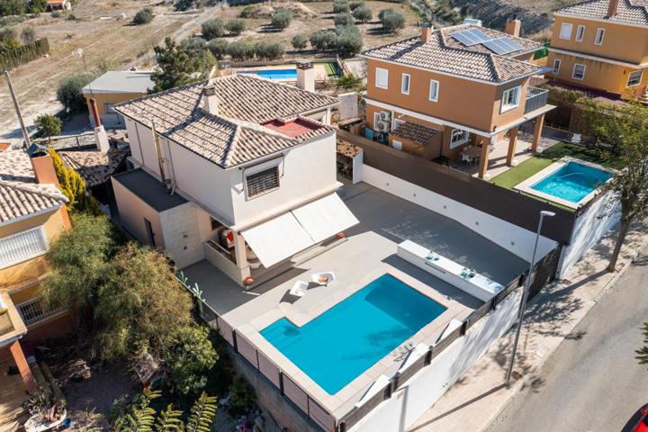 Casa - Chalet en venta en Aspe de 200 m2 photo 0