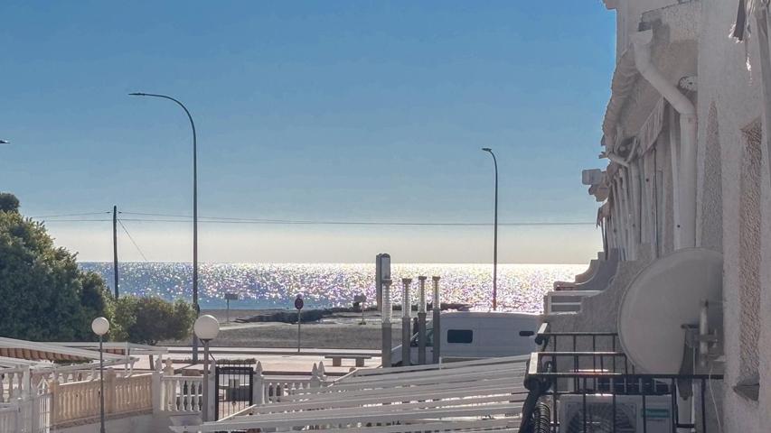 Bungalow en venta en Santa Pola de 65 m2 photo 0