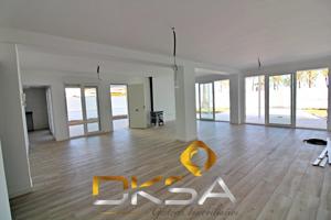 Chalet independiente en Eurosol, primera línea de playa, Benicásim photo 0