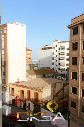 Amplio piso en venta con 176m2 perfectamente ubicado en el Grao de Castellón photo 0