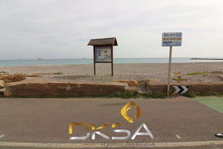 Amplio chalet independiente en venta a 75m de la playa de Ben-Afeli, Almazora photo 0