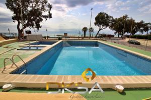 Primera línea de playa, zona La Curva, Benicasim (Disponible Junio y Julio) photo 0