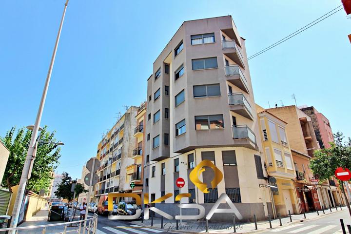 Precioso piso esquinero de reciente construcción en venta, Castellón photo 0