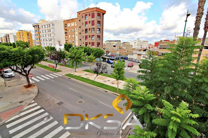 Vivienda con 5m de fachada en Avenida Alemania, Vila-real photo 0