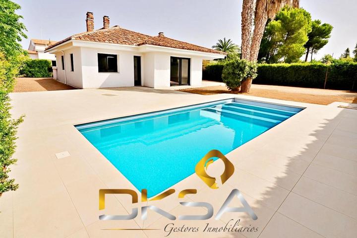 Espectacular chalet reformado, nuevo a estrenar en la calle Cabanes de Benicasim photo 0
