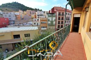 Piso ecónomico para reformar en el centro de Alcora photo 0