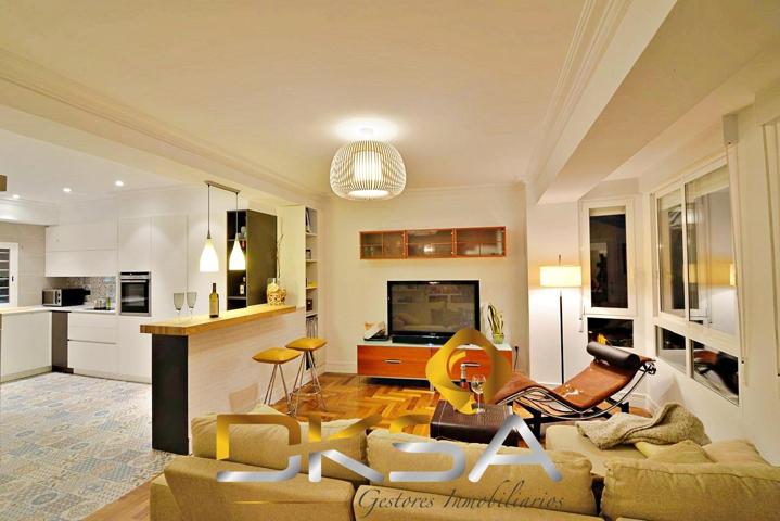 A la venta amplio piso listo para entrar a vivir en Vila-real photo 0