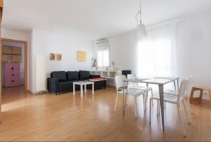 ¡Tu nuevo hogar te espera en el corazón de Triana! photo 0