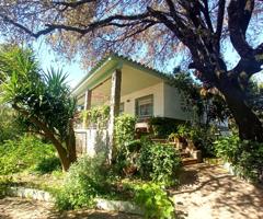 Casa rural con quesería artesanal en Castilblanco, lista para entrar a vivir photo 0