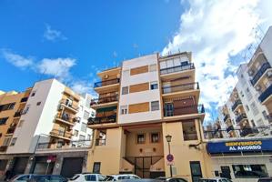 Apartamento para reformar en Santa Justa photo 0
