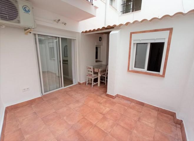 Piso reformado con gran patio, 2HB con Ascensor photo 0