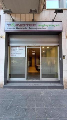 Local en alquiler en Torres Jordi photo 0