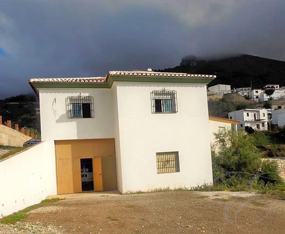 Casa - Chalet en venta en Canillas de Aceituno de 234 m2 photo 0