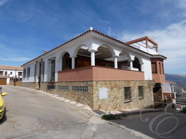 Casa De Pueblo en venta en Colmenar de 600 m2 photo 0