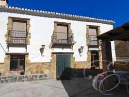 Casa Rústica en venta en Ízbor de 297 m2 photo 0