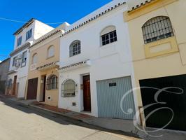 Casa De Pueblo en venta en Vélez-Málaga de 136 m2 photo 0